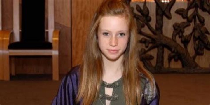 Is Hannah Einbinder in a Relationship? Exploring the Personal Life of the Rising Star